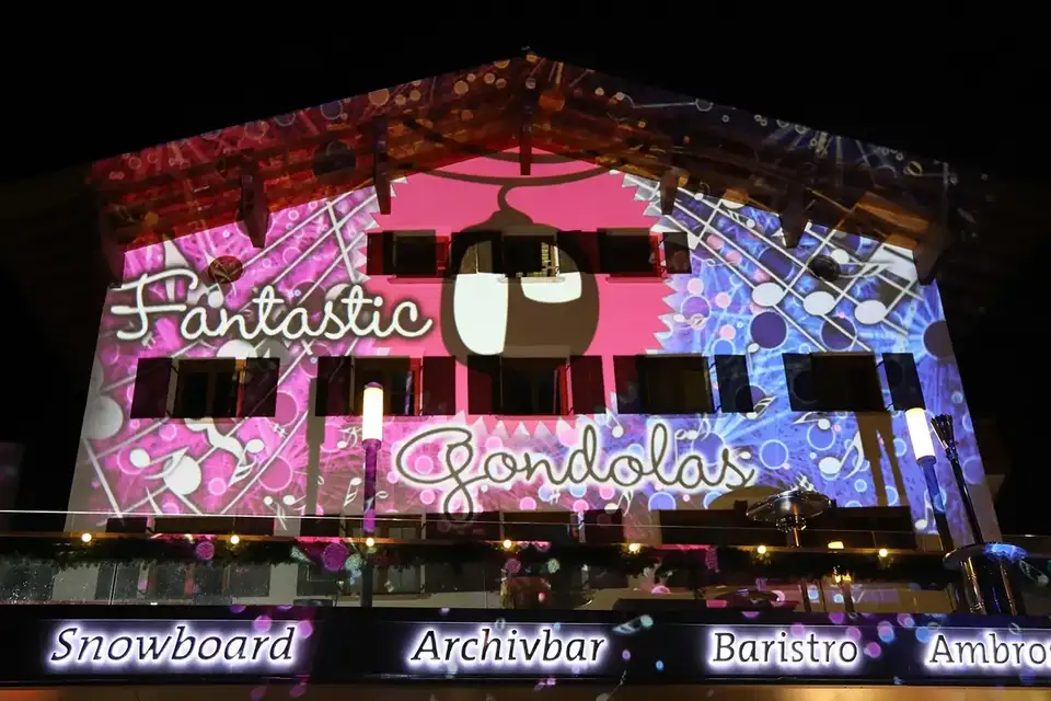 FANTASTIC GONDOLAS 2