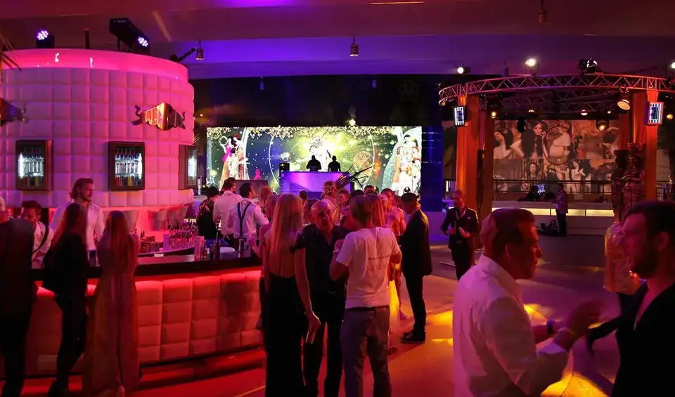 LIFE BALL 10