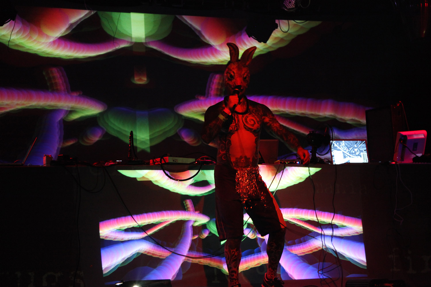 Live Visuals der Mainstage beim Playground AV Festival in der Sakog – MODULUX, Aufnahme 2
