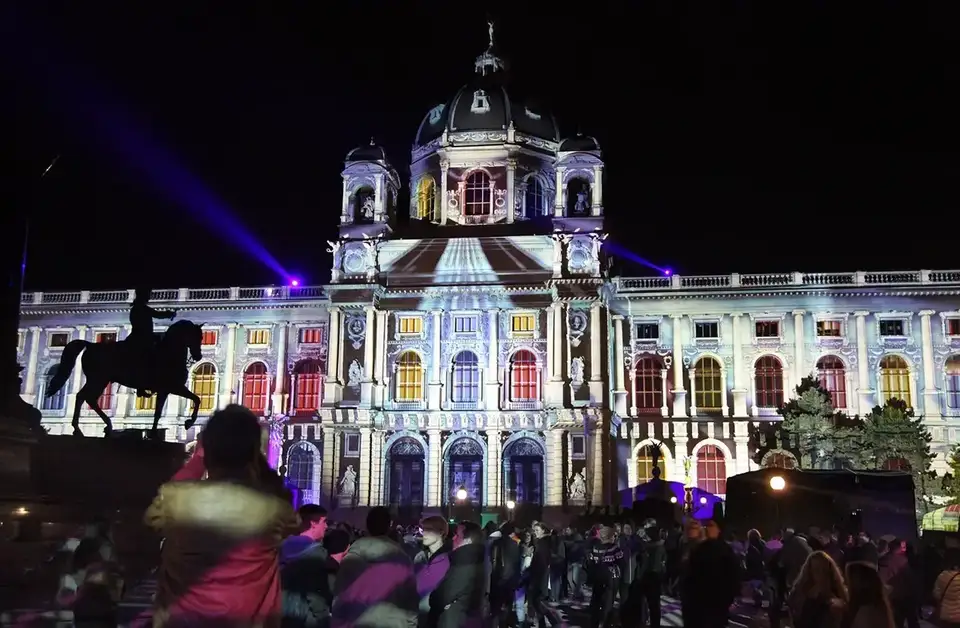 WIEN LEUCHTET 2