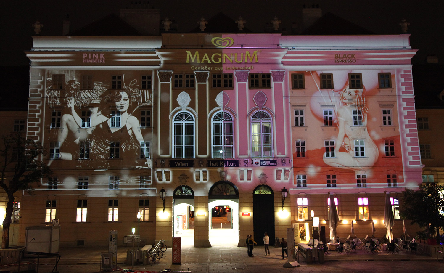 Projektansicht 2: MAGNUM PINK BLACK – MuseumsQuartier · Wien · AT