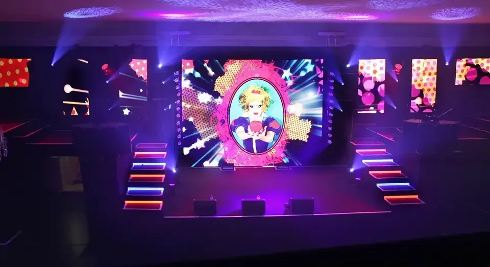 Projektansicht 10: ROSENBALL – Kursalon · Wien · AT